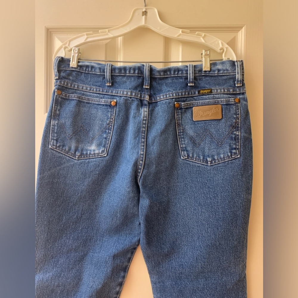Wrangler Men’s Straight Leg Jeans